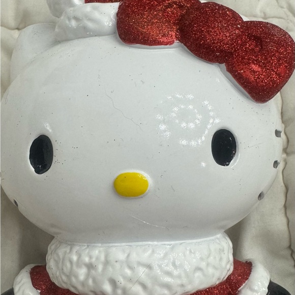 HELLO KITTY CHRISTMAS HOLIDAY SANTA HELLO KITTY SOAP/LOTION DISPENSER - Picture 6 of 10